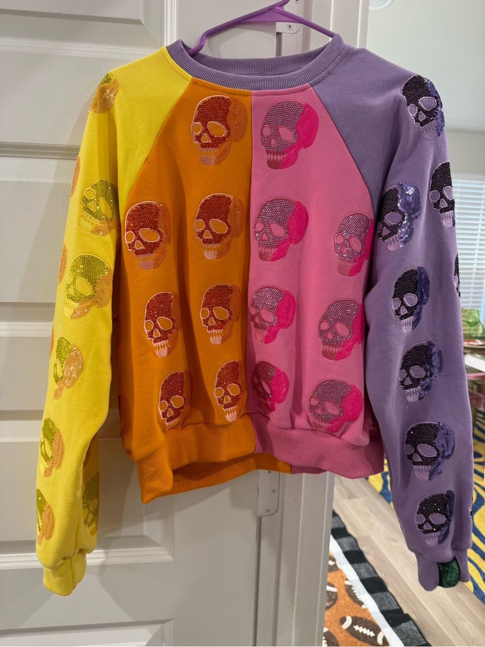 QUEEN OF SPARKLES Multicolor Skull Sequin sweater